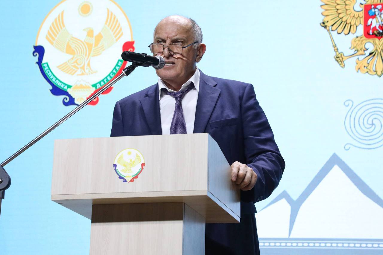 Абдулмуслим Абдулмуслимов принял участие в праздновании 85-летнего юбилея Муху Алиева в Хунзахском районе
